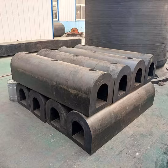 Evergreen Premium Quality Factory 2.5X5.5 3.3X6.5 Floating Net Type Sling Rubber Marine Ship Roller Yokohama Pneumatic Fender Defense Bumper